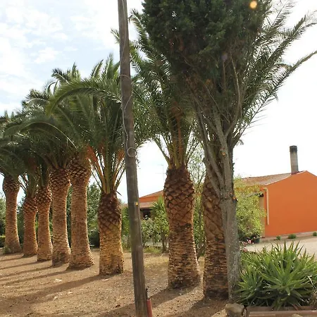 Il Giardino Delle Palme Bed and breakfast Campanedda